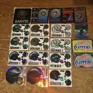 LOT OF 20 NFL HELMET PRISM STICKERS 1993 1999 NBA MLB 1996